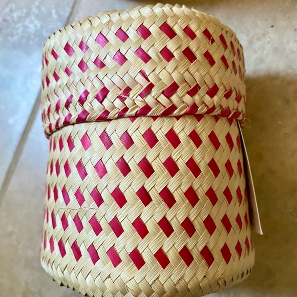 Hand Crafted Other - 🆕 Handmade Palm Leaf Lidded Mini Basket